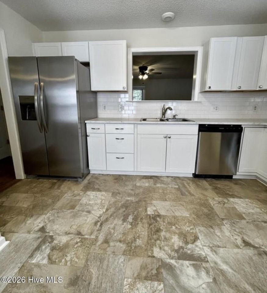 4205 Williamsbrook Ln #B - Photo 7 of 20
