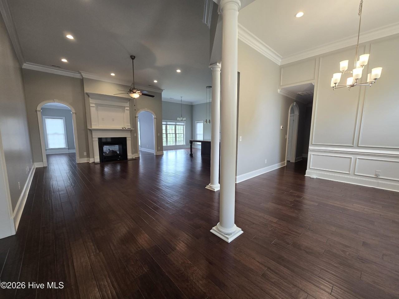 225 Jack Pl - Photo 4 of 29