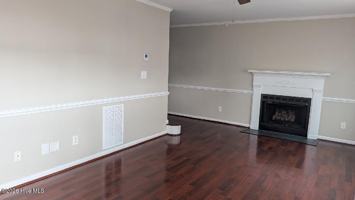 featured image of 3812 Sterling Pointe Dr #F10