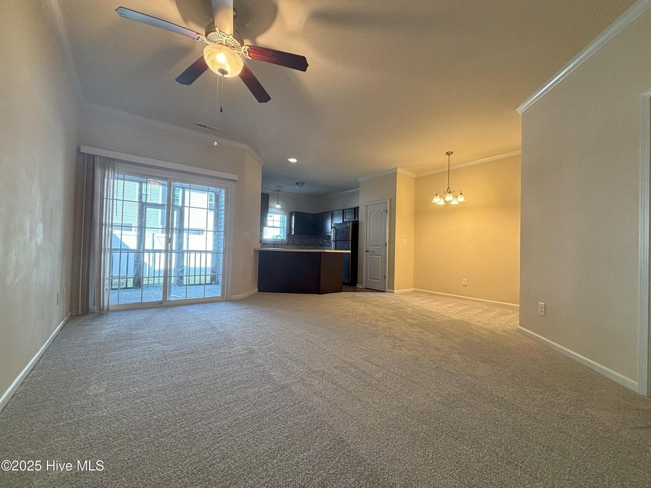 116 Waterstone Ln - Photo 6 of 23
