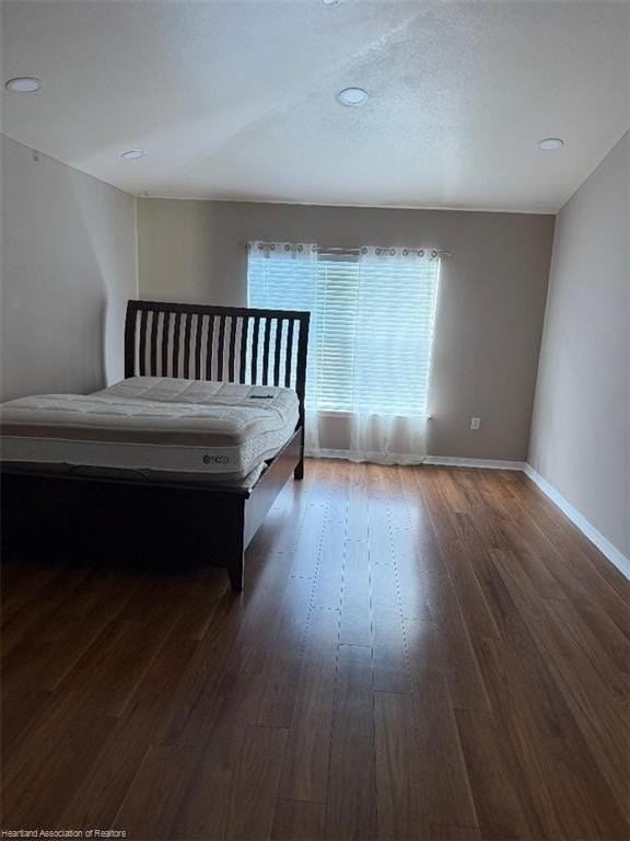 4600 Tarrega St - Photo 6 of 8