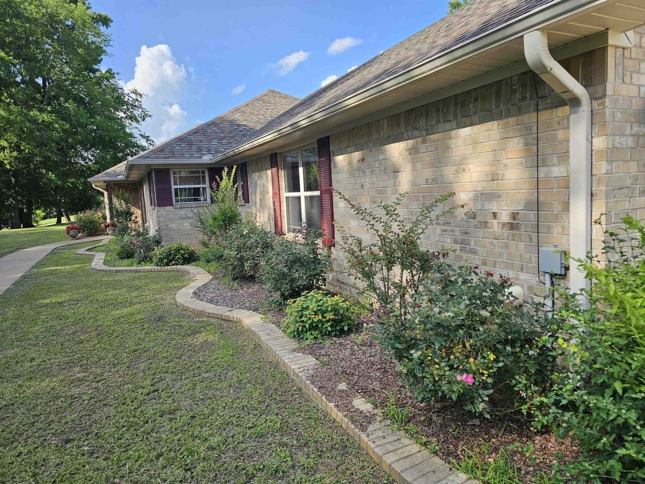 1316 County Road 236 E - Photo 2 of 25