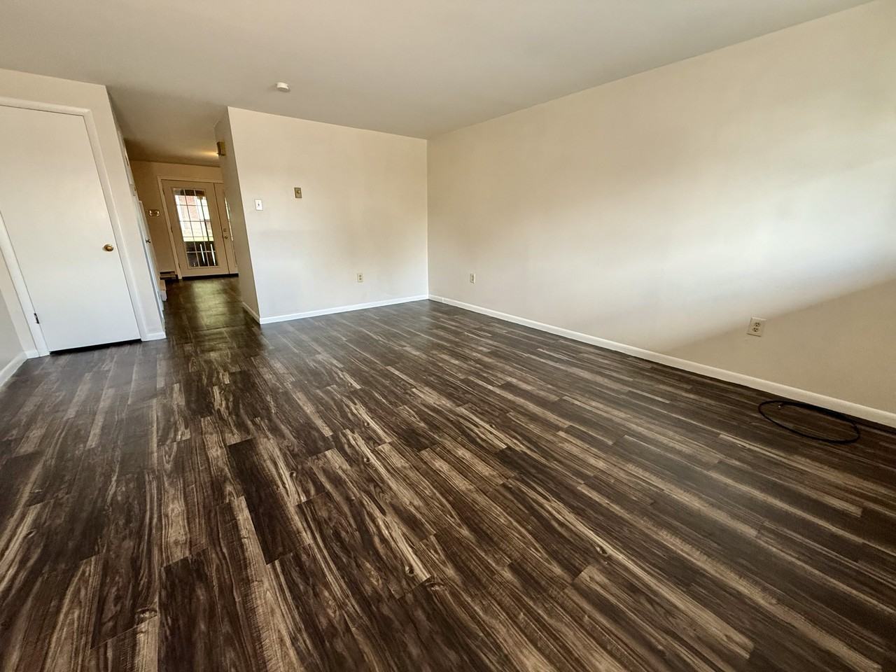 230 W Madison St #3 - Photo 6 of 22