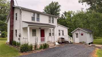 featured image of 1015 Bocci Club Rd