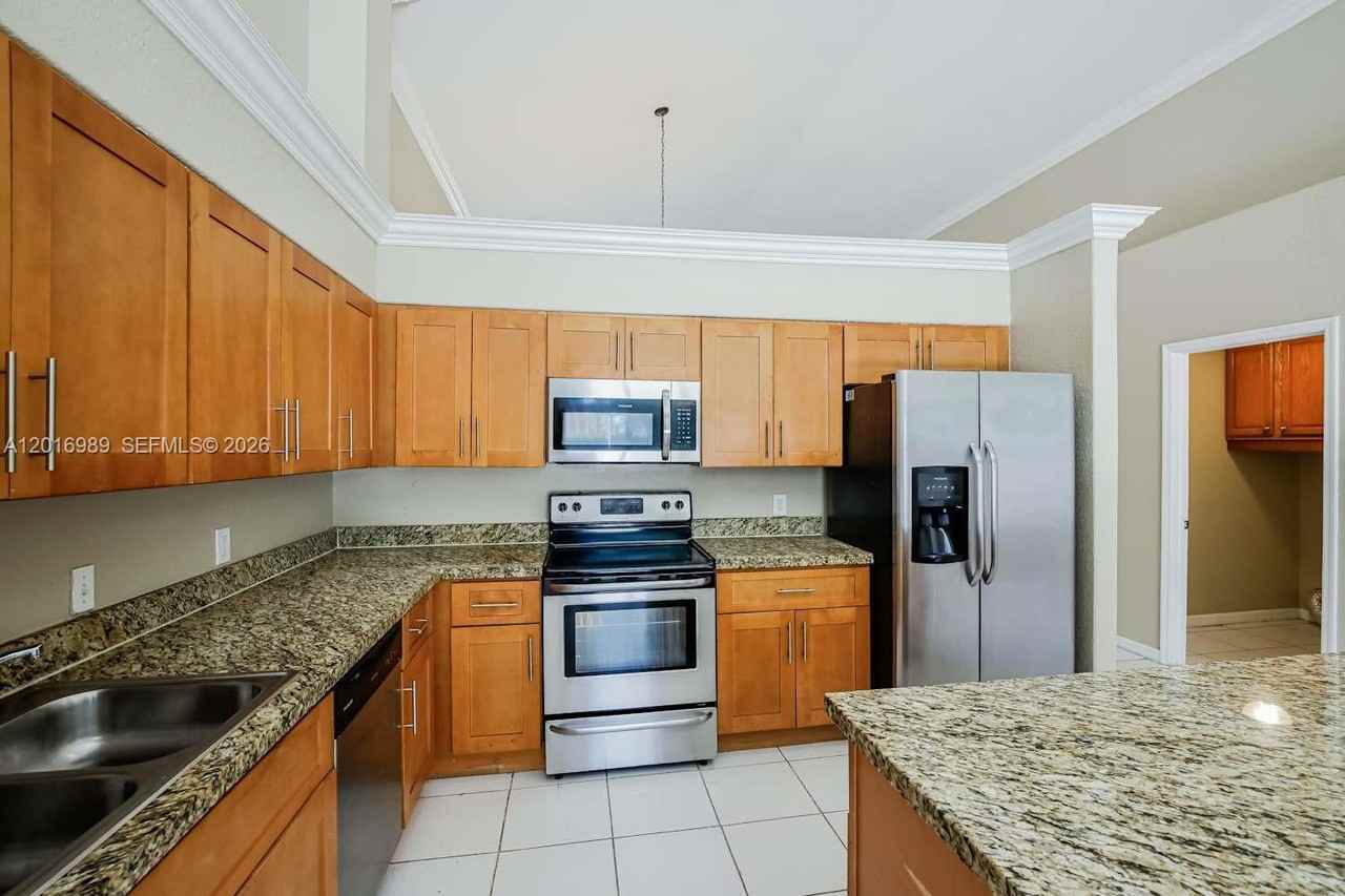 8764 Nw 153rd Ter - Photo 4 of 8