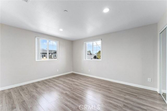 435 Cerritos Ave - Photo 7 of 8