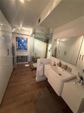 1498 Brickell Bay Dr - Photo 5 of 8