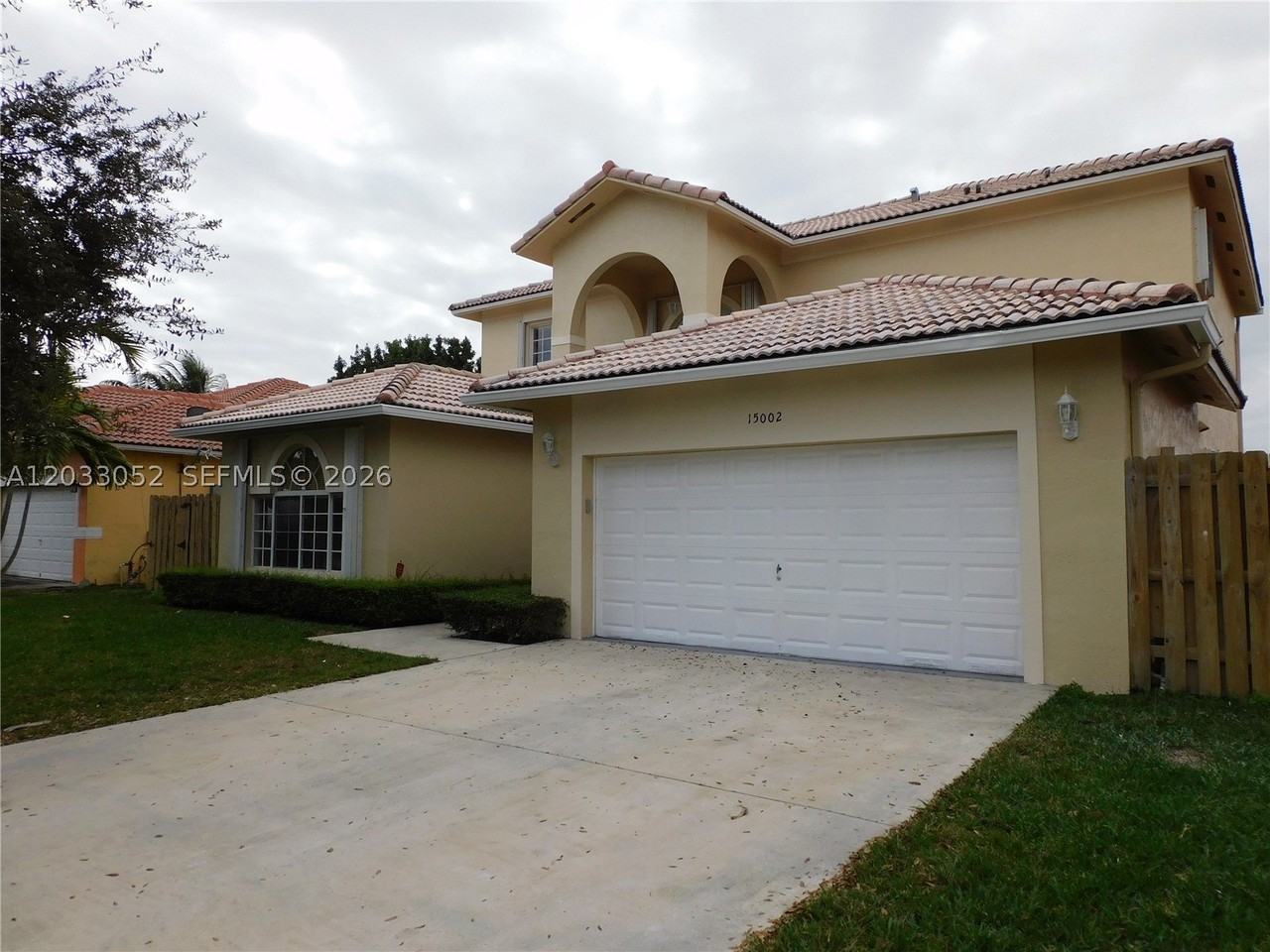 15002 Sw 161st Pl - Photo 2 of 50