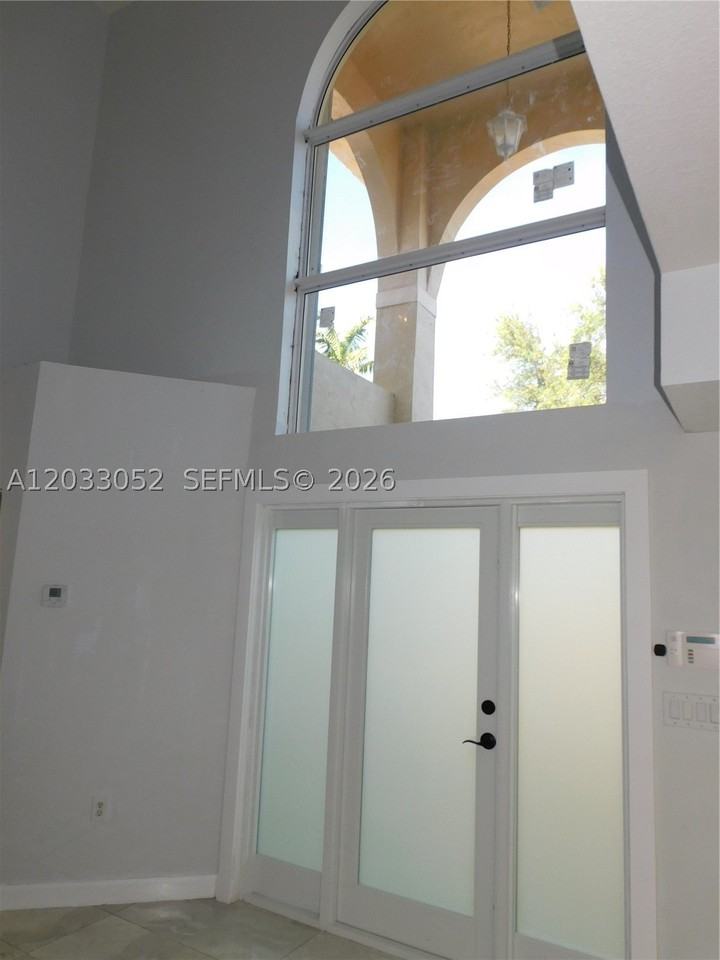 15002 Sw 161st Pl - Photo 5 of 50