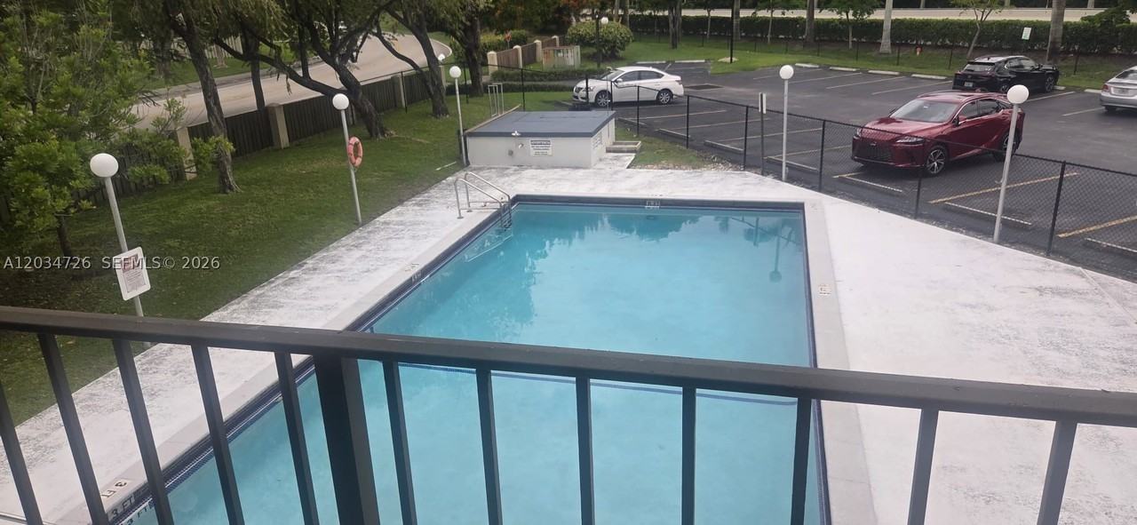 8000 Sw 81st Dr #209 - Photo 4 of 35