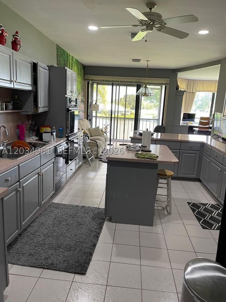 181 Atlantis Blvd #E - Photo 6 of 11