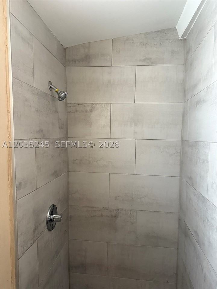 41 Sw 7th Ave #1