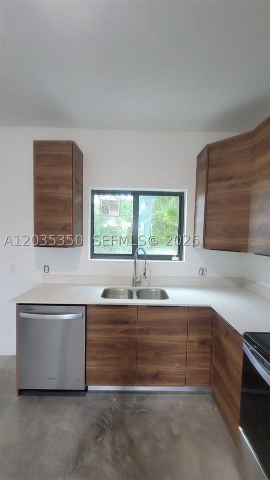 2146 Nw 69th Ter #B - Photo 3 of 19