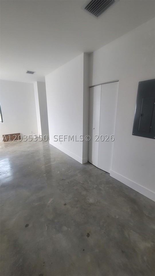 2146 Nw 69th Ter #B - Photo 6 of 19