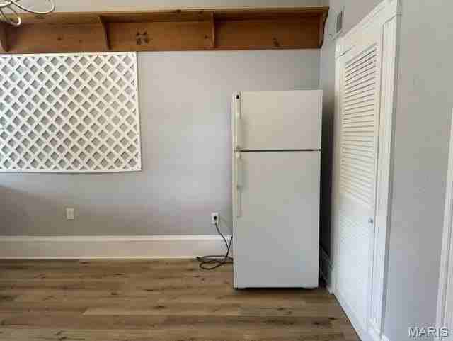 218 W Saint Louis St - Photo 3 of 21