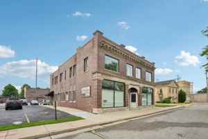 featured image of 1111 55th St #5