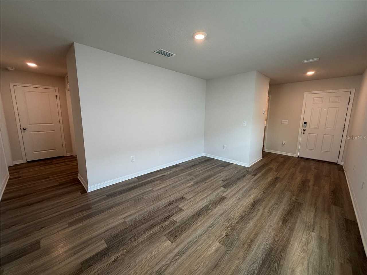 5831 Silver Moonlight Dr - Photo 3 of 17