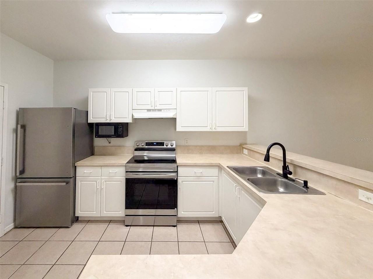 13200 W Newberry Rd - Photo 6 of 40