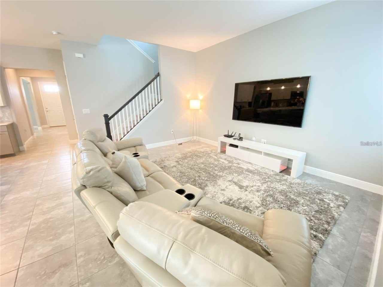 7148 Desert Mandarin St - Photo 2 of 31
