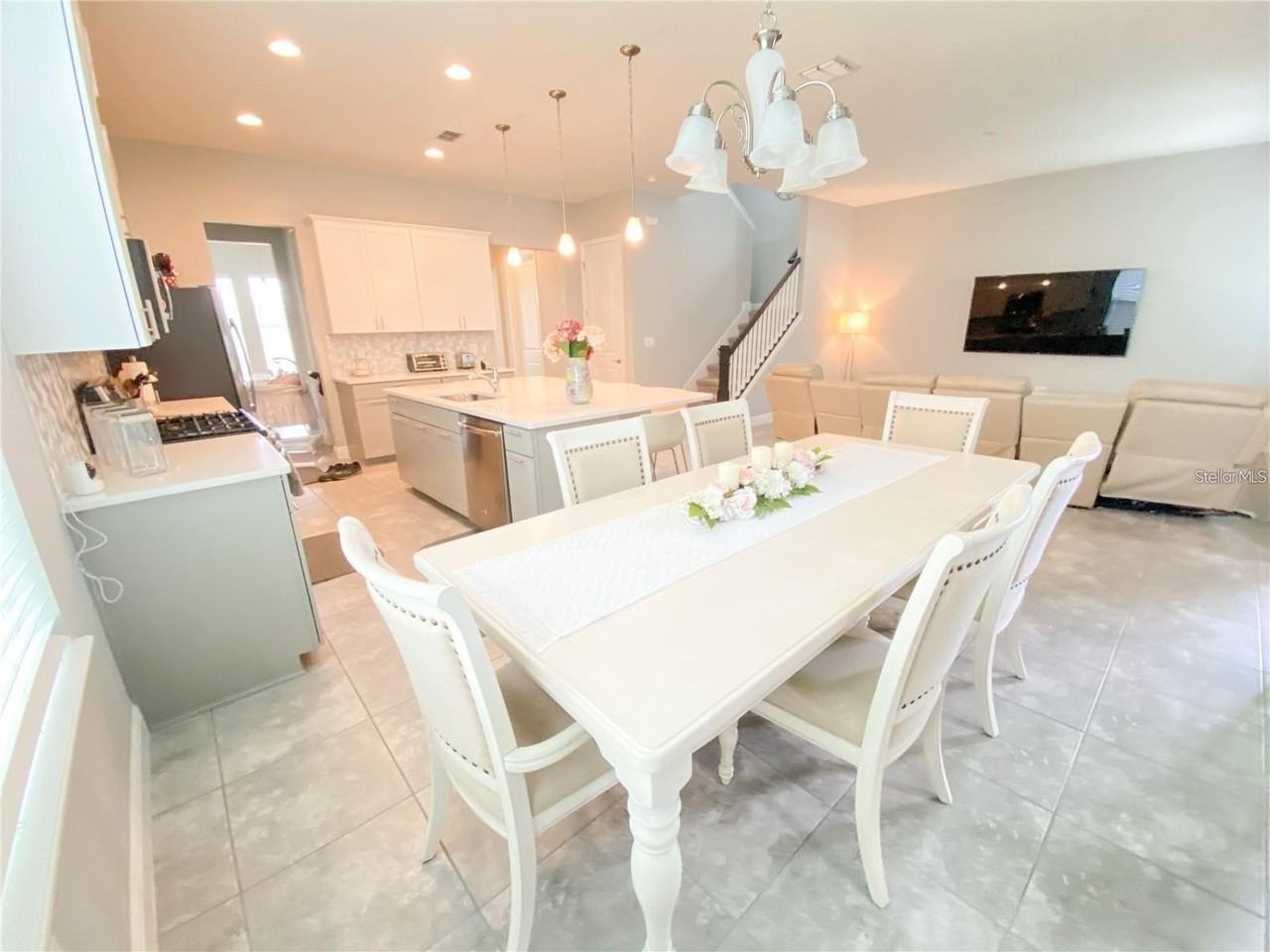 7148 Desert Mandarin St - Photo 3 of 31