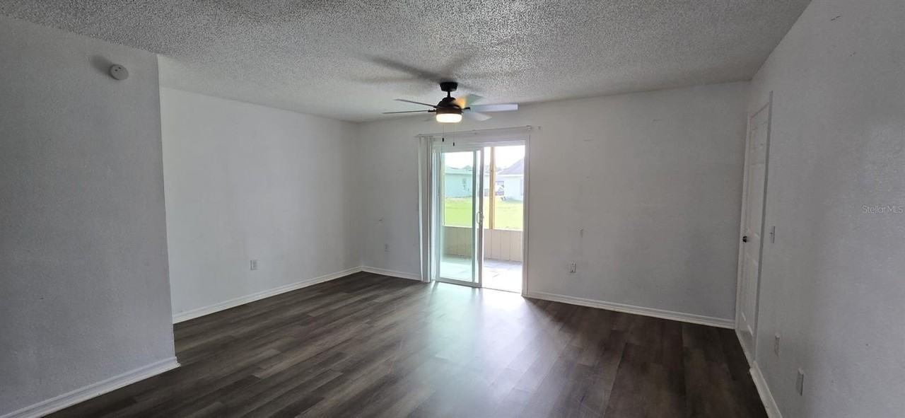 671 Royalty Ct #A - Photo 5 of 18
