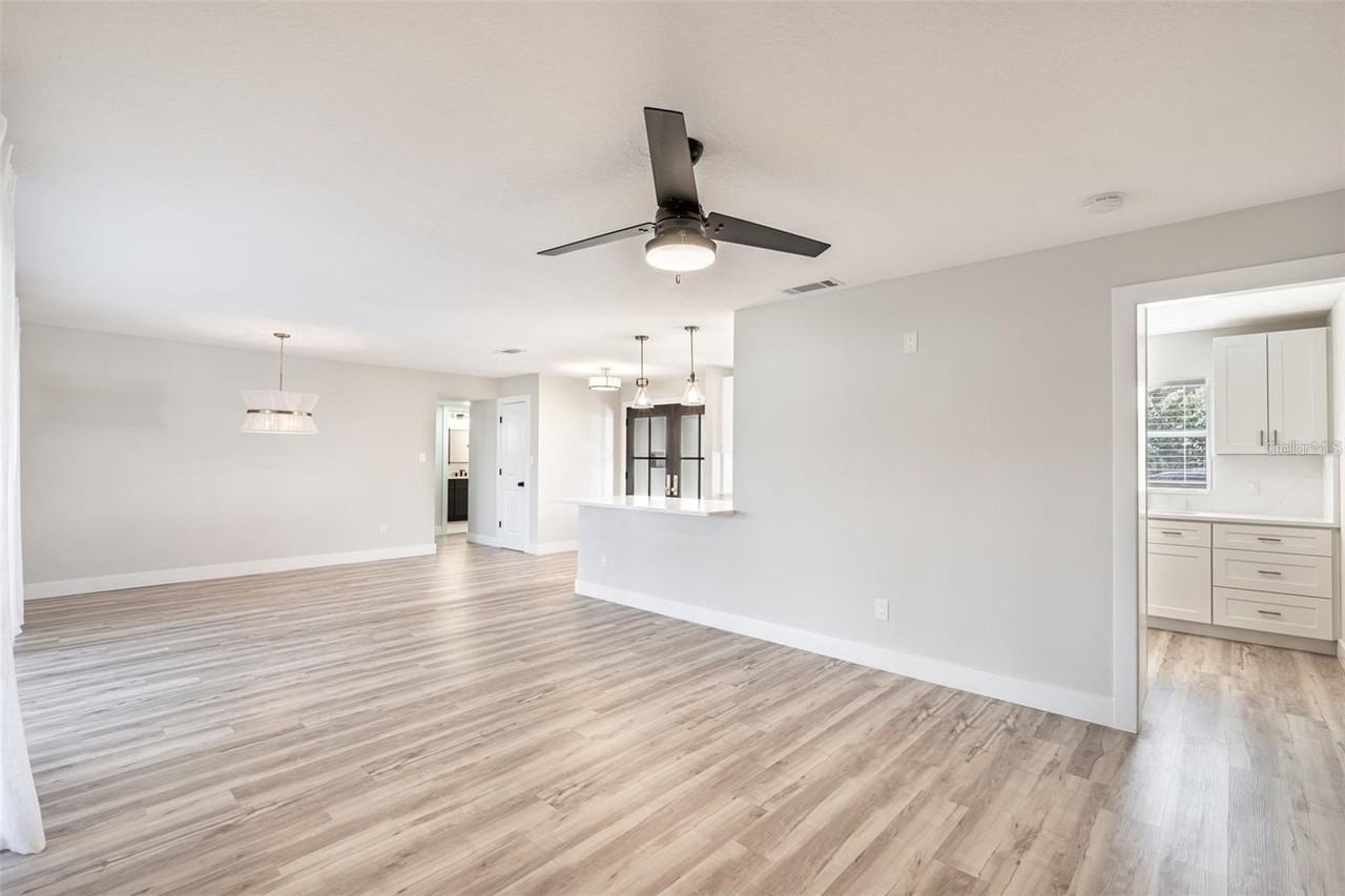 418R Gilbert Rd - Photo 6 of 26