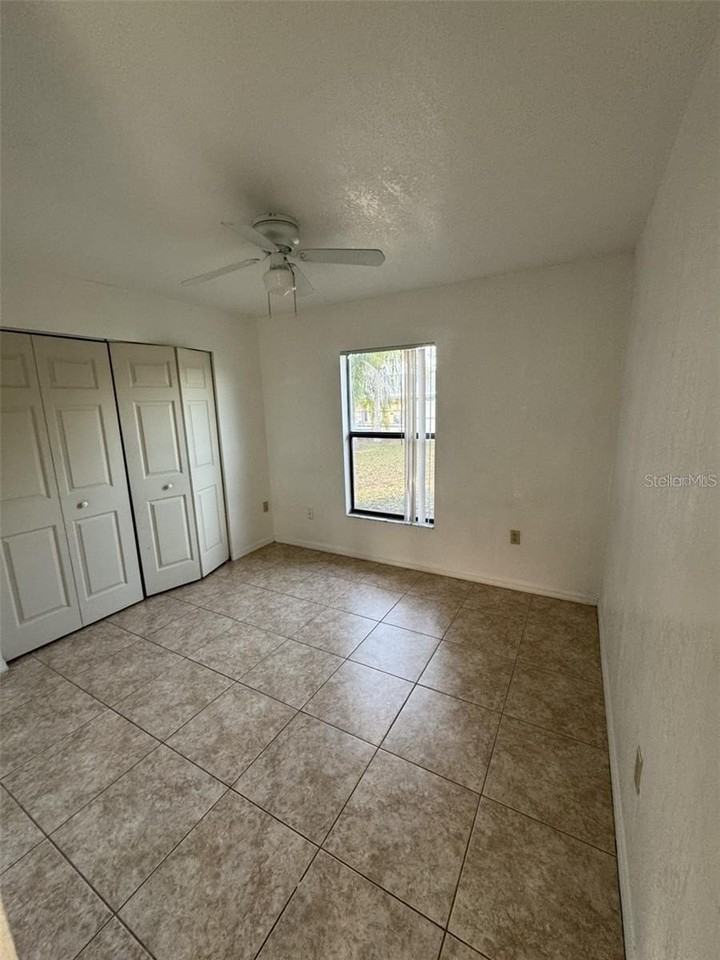 913 San Rafael Way - Photo 7 of 12