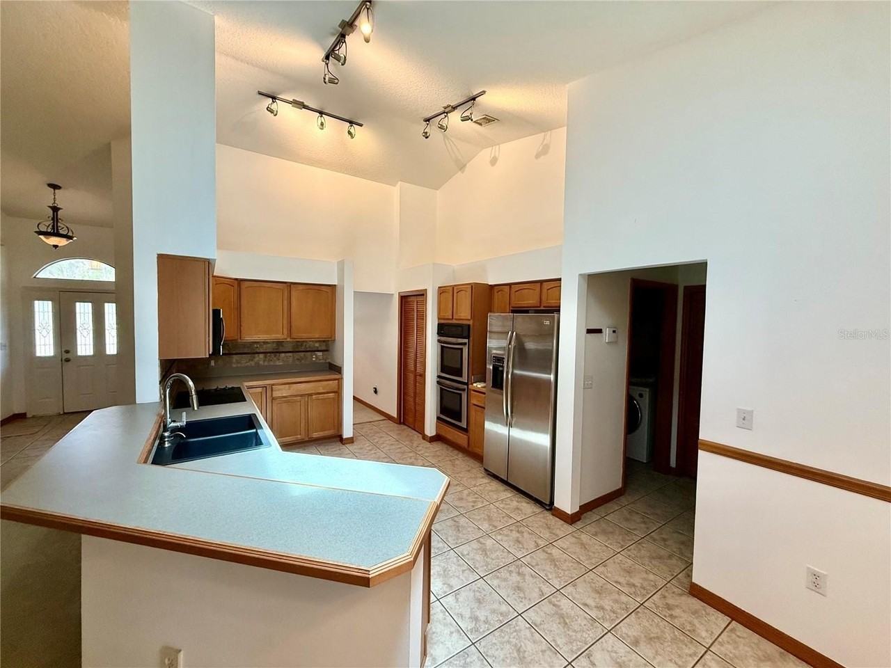 4843 Calasans Ave - Photo 7 of 26