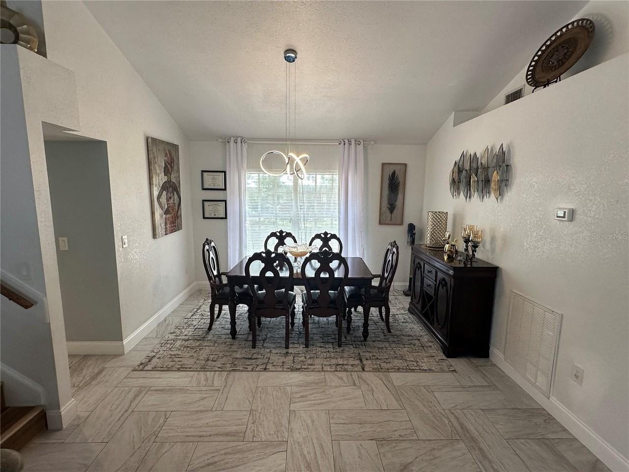 7327 Floral Cir E - Photo 3 of 32