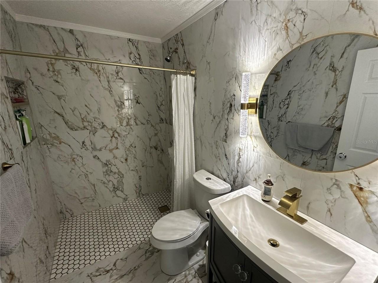 7327 Floral Cir E - Photo 7 of 32