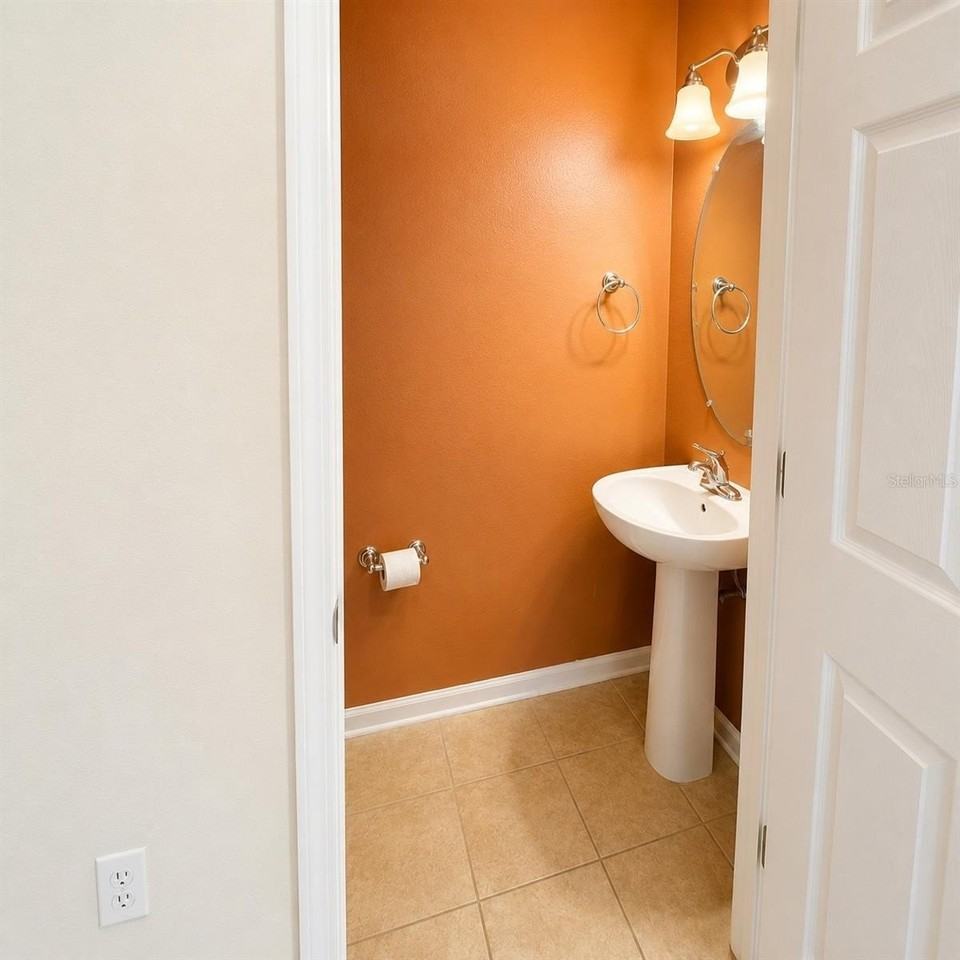 10222 Pink Palmata Ct - Photo 7 of 35