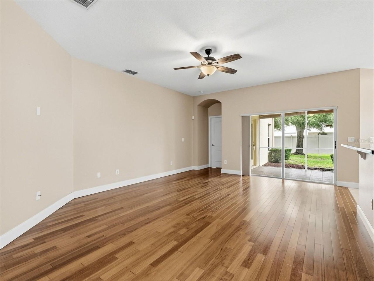 23802 Coral Ridge Ln - Photo 3 of 23