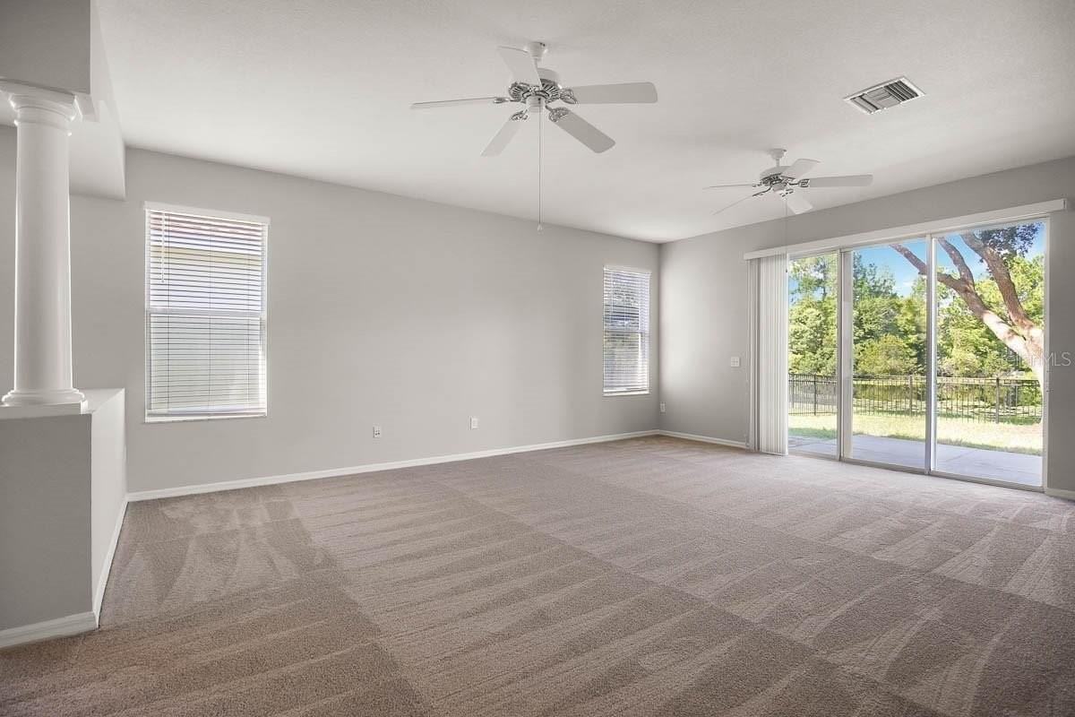 6009 Gannetdale Dr - Photo 5 of 35