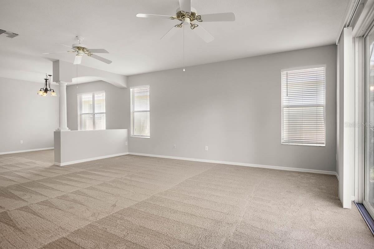 6009 Gannetdale Dr - Photo 6 of 35