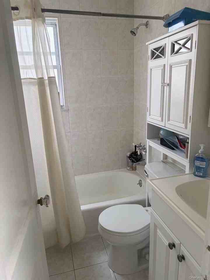 56 Cornell St #2ndFL - Photo 5 of 9