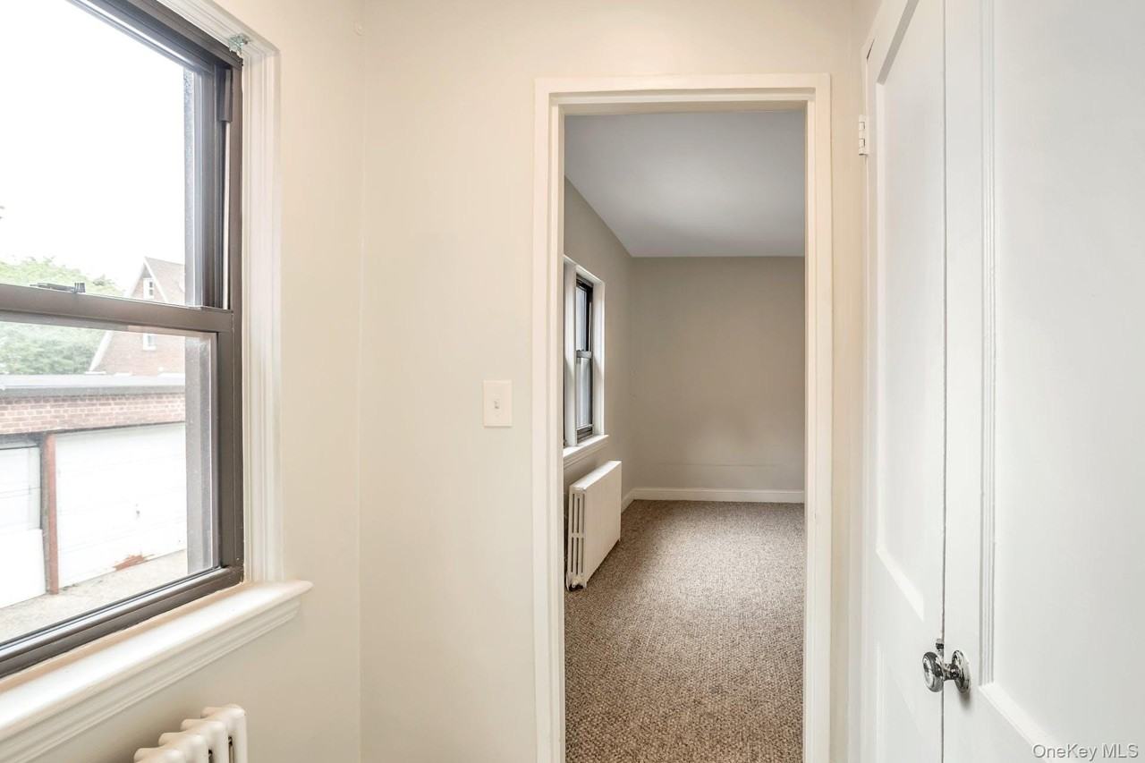 103 Lawson St #B - Photo 7 of 16