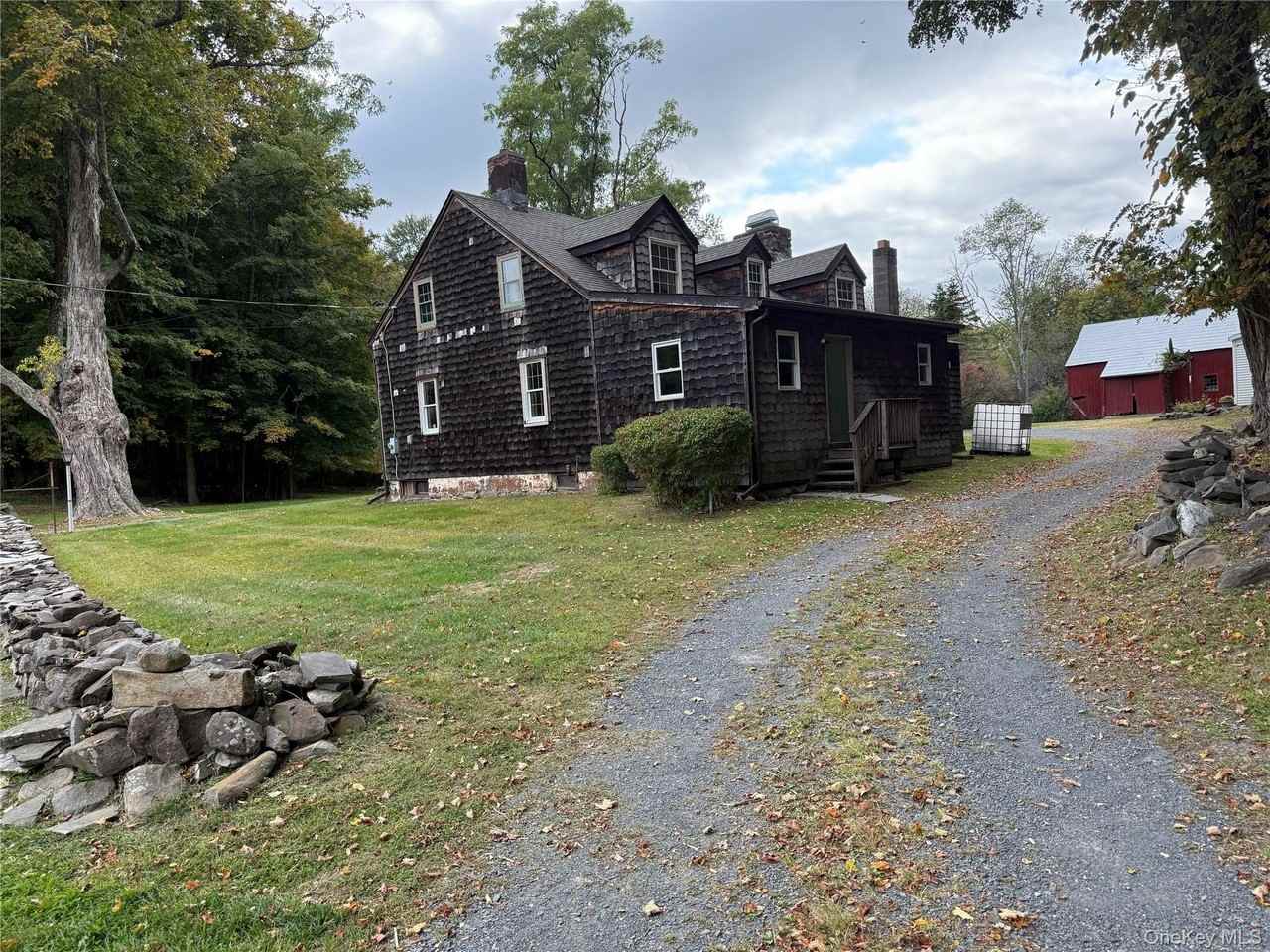 241 White Bridge Rd - Photo 4 of 29