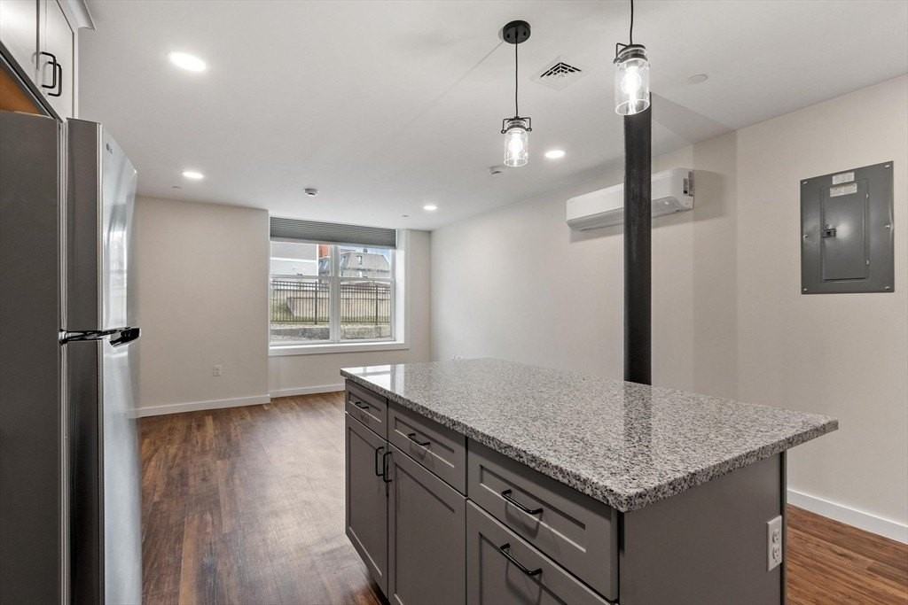 329 Main St #6 - Photo 5 of 13