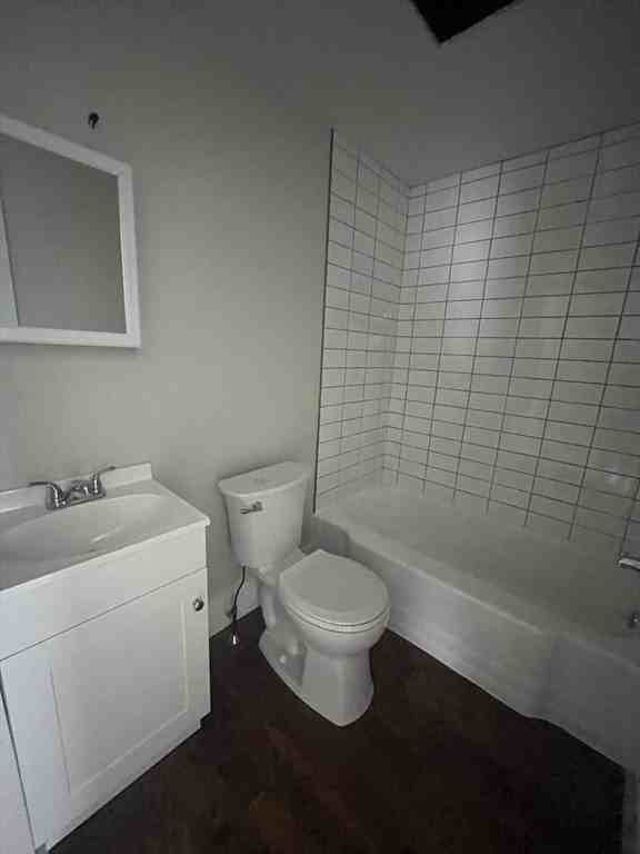 28 Church Ave #1 - Photo 4 of 5