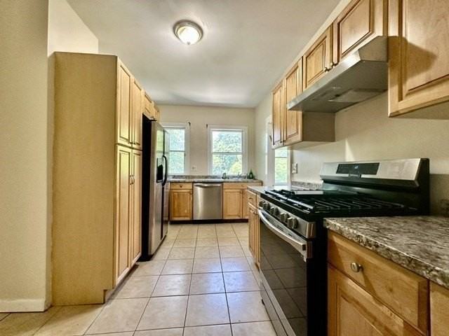 206 Sumner St #6