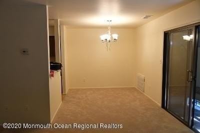 268 Gloucester Ct - Photo 7 of 8