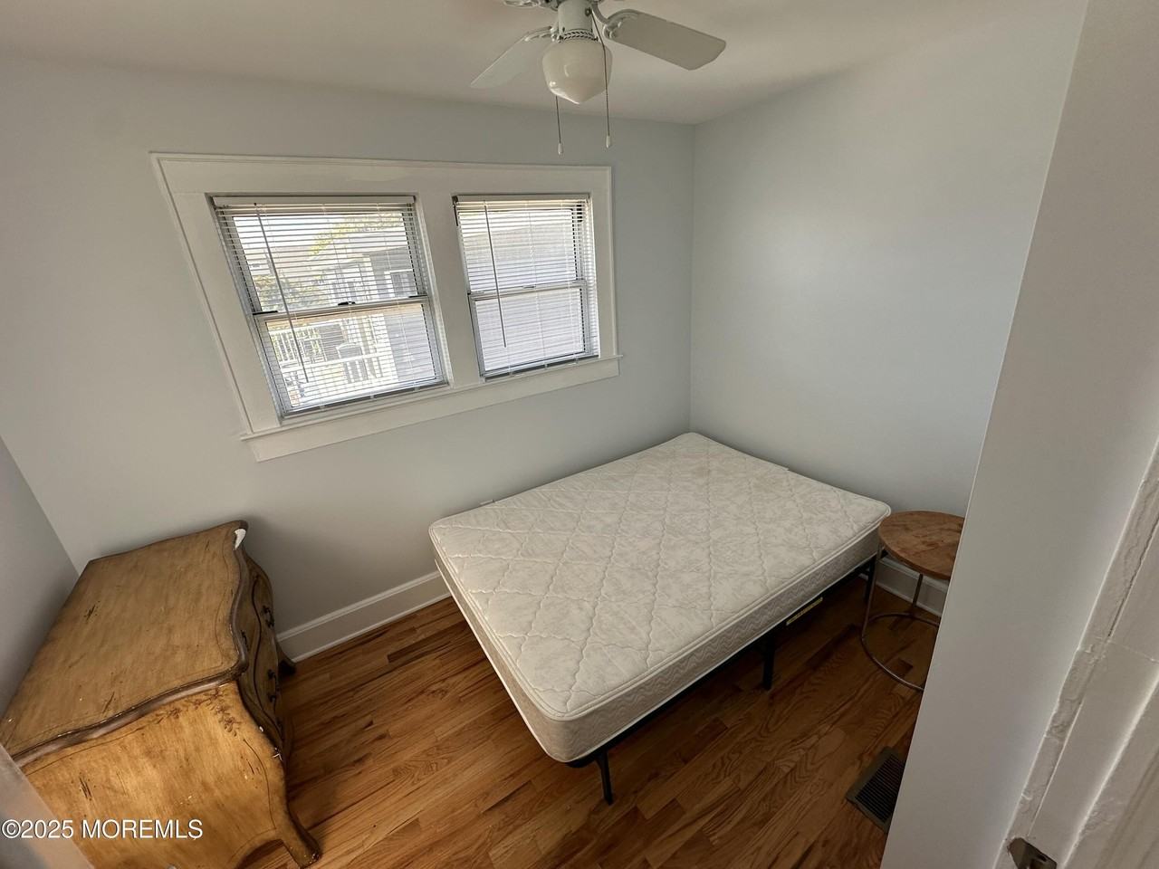 203 16th Ave - Photo 7 of 13