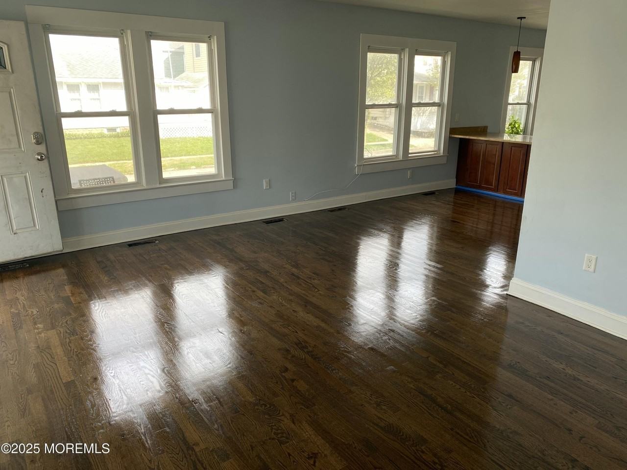 201 16th Ave - Photo 2 of 14