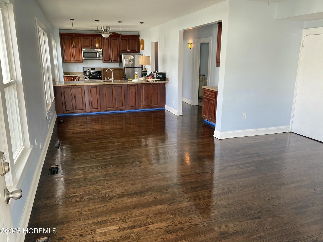 201 16th Ave - Photo 3 of 14
