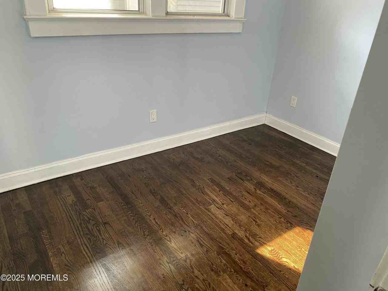 201 16th Ave - Photo 5 of 14