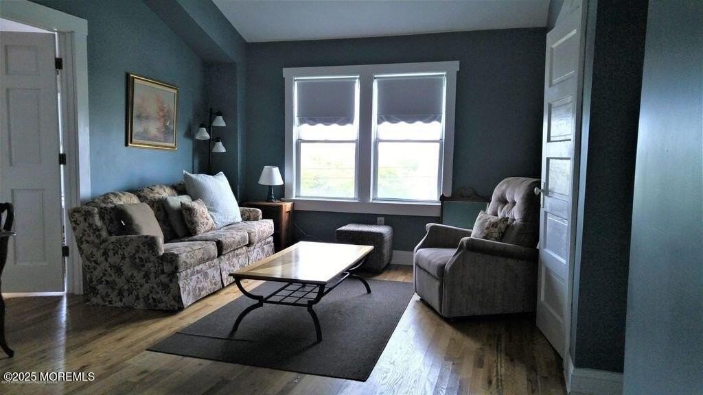 201 16th Ave - Photo 6 of 14