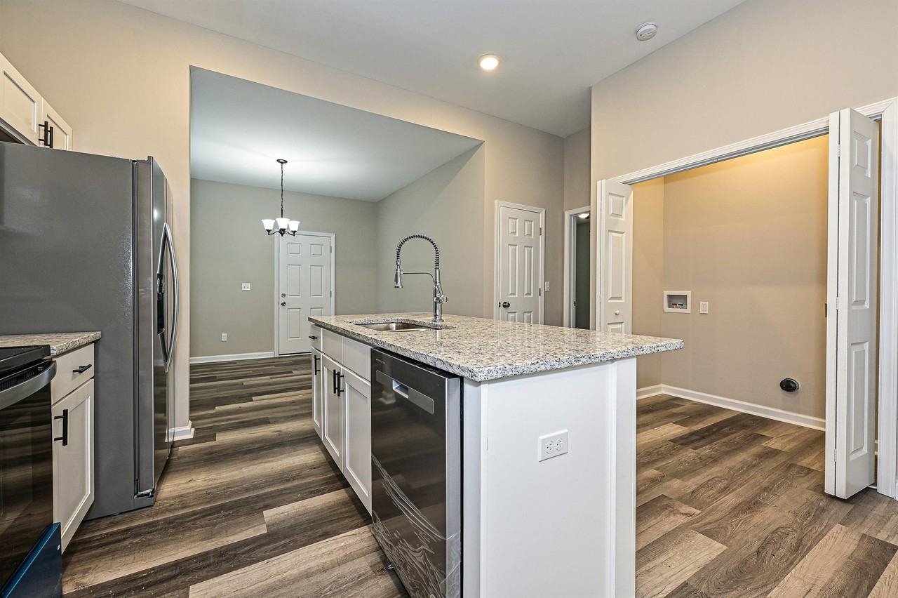 624 Harrison St #1 - Photo 7 of 24