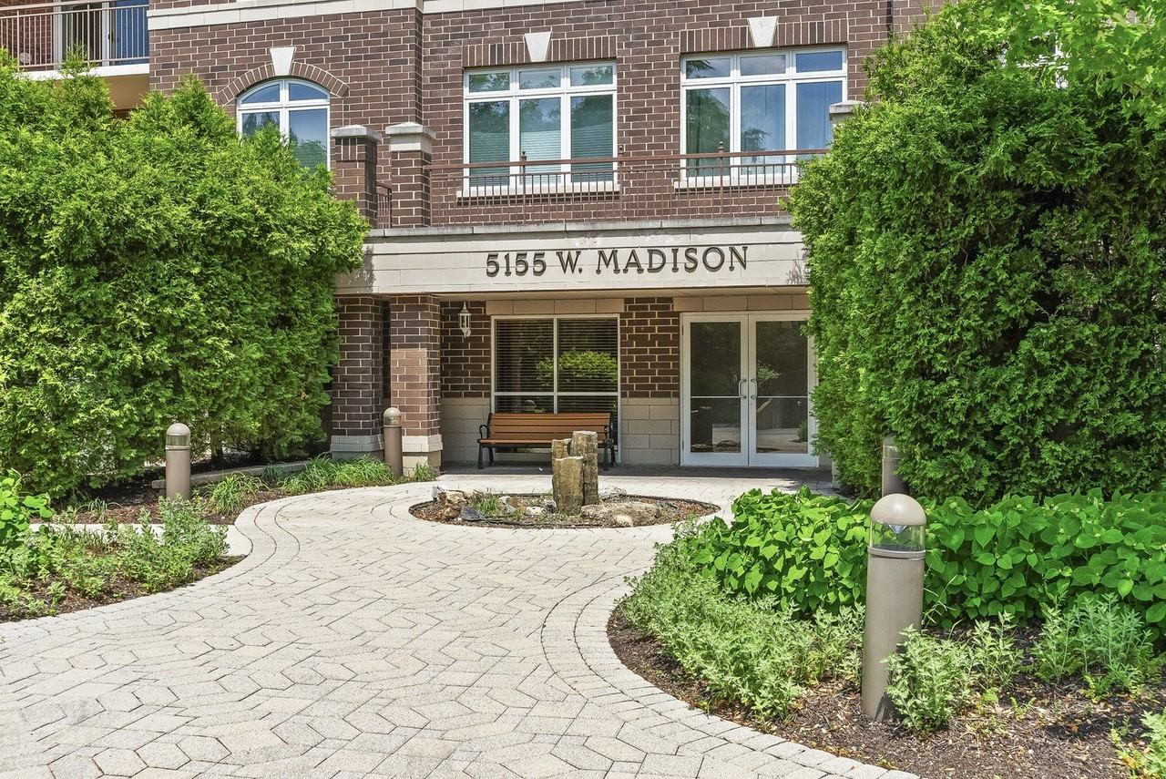 5155 Madison St #403 - Photo 2 of 26