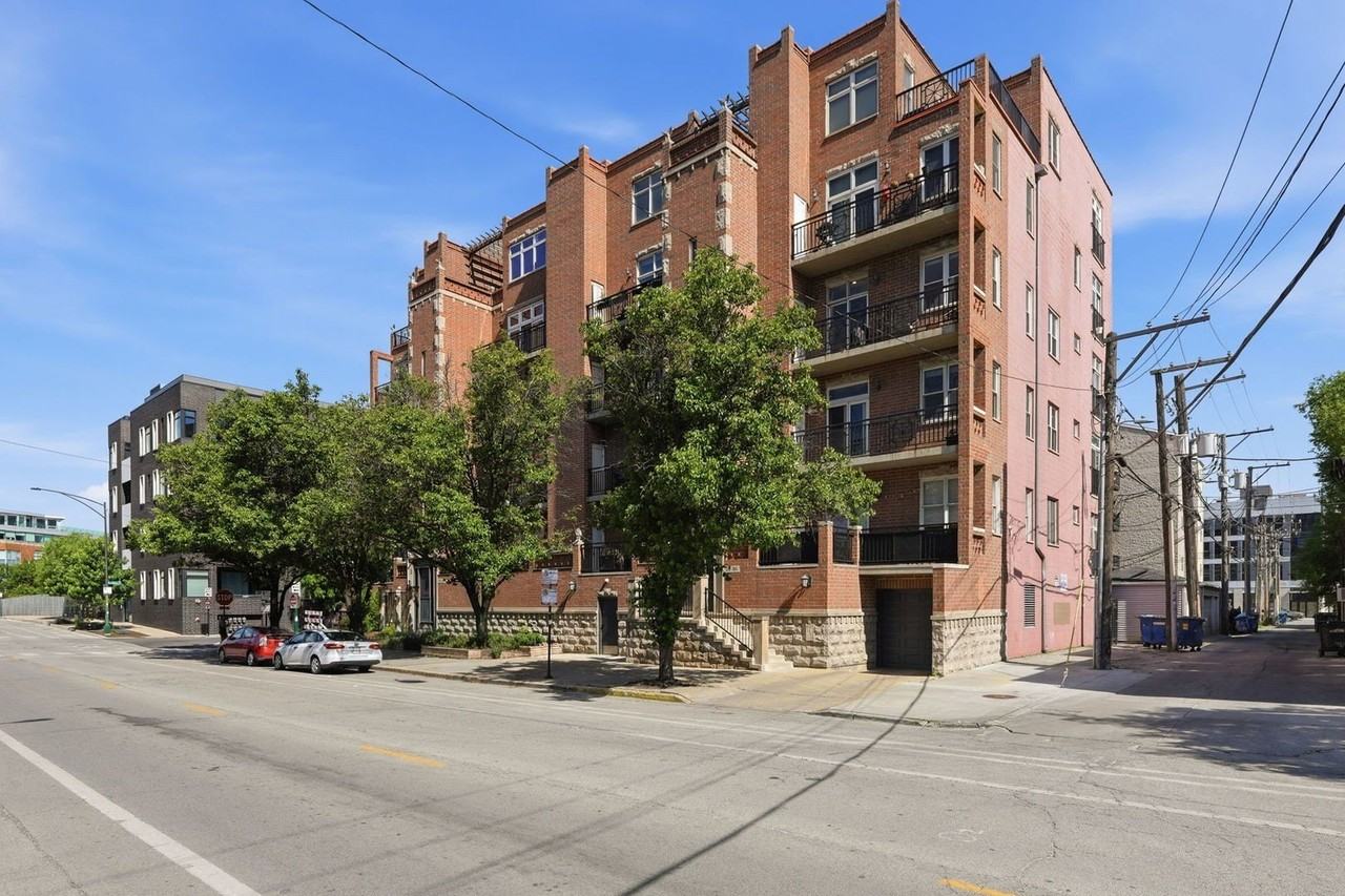 814 W Hubbard St #4
