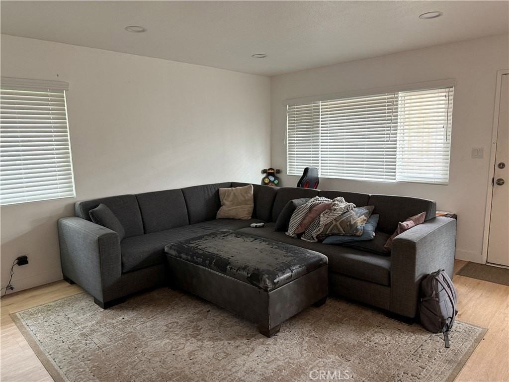 802 N Glassell St - Photo 4 of 16